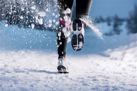 What Running Shoes Are Best for Winter: A Guide to Staying Warm and Safe on Cold Runs